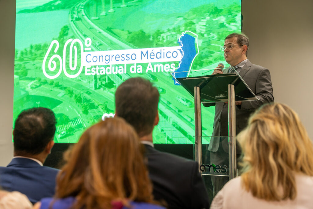 60º Congresso da AMES: homenagens, aula magna e início de um evento dedicado à excelência médica